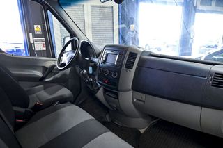 Volkswagen Crafter   PRO Kombi 2.0TDI 163cv BMT 35 Medio