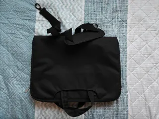 Maletín portátil negro