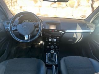 Opel Astra 2009