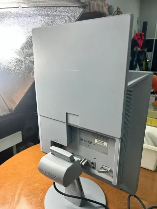 Monitor Sony TFT LCD Retro