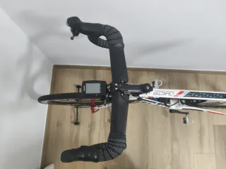 Bicicleta Carretera Carbono Colver Invicta