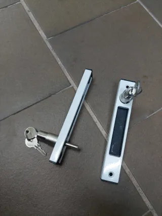 Cierres seguridad puertas correderas