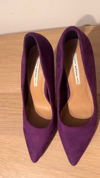 Zapatos de tacón morados