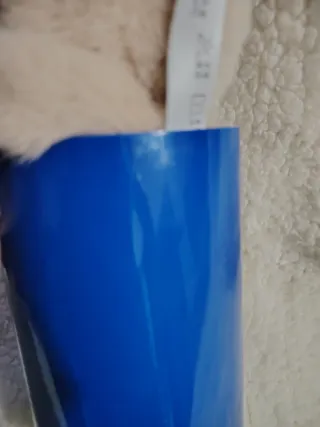 Labubu edición Pepsi original con lata