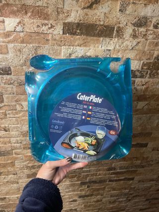 Kit 6 Platos CaterBrands con Cubiertos. #camping