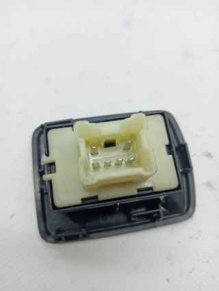 MANDO ELEVALUNAS DELANTERO DERECHO DACIA LODGY