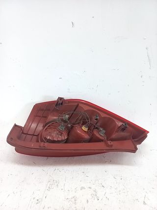 PILOTO TRASERO DERECHO MAZDA 5 (CR)