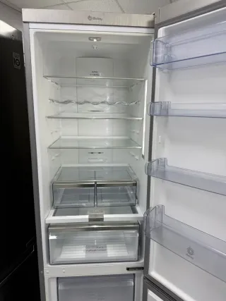 Nevera Combi Balay 2m Porta Cristal con garantía