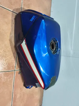 Depósito Kawasaki gpx600