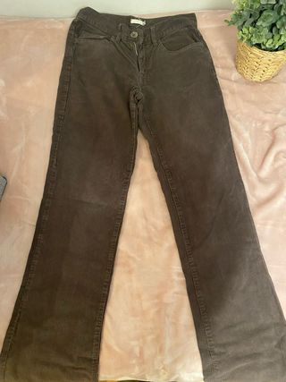 Pantalón Brandy Melville pana marrón acampanado