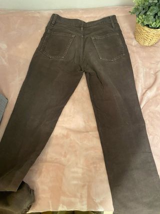 Pantalón Brandy Melville pana marrón acampanado