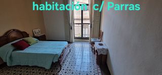 ALQUILO PISO EN CALLE PARRA 29 DE CACERES