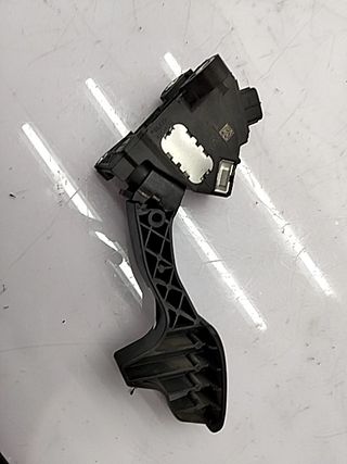 PEDAL ACELERADOR TOYOTA YARIS (KSP9/SCP9/NLP9)