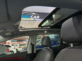 SEAT LEON ST FR PLUS 2018 102.000 km Etiqueta C