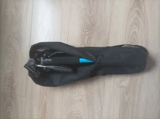 Trípode para cámara azul