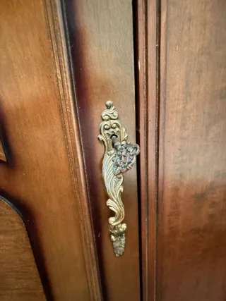 Armario dos puertas madera maciza