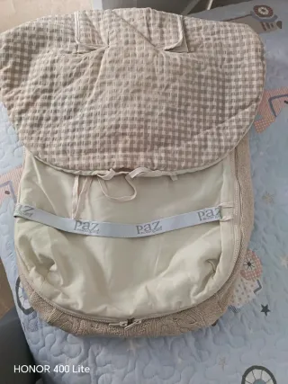 Saco para silla de bebé tejido marca Paz Rodríguez