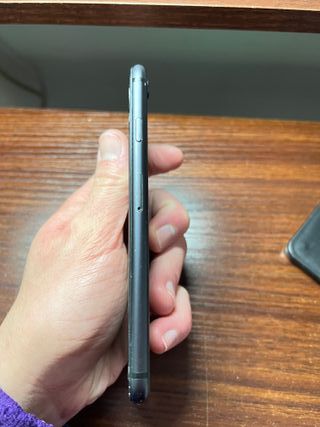 iPhone 8 64GB Space Gray