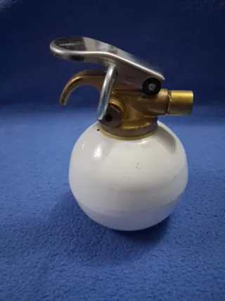 EXTINTOR 500 GR MACISA EN BUEN ESTADO.