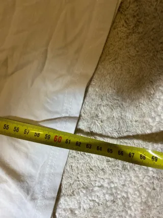 Camiseta Adidas blanca y negra retro