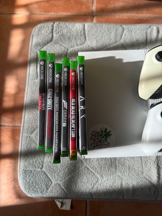 Xbox One S + 2 controller e giochi