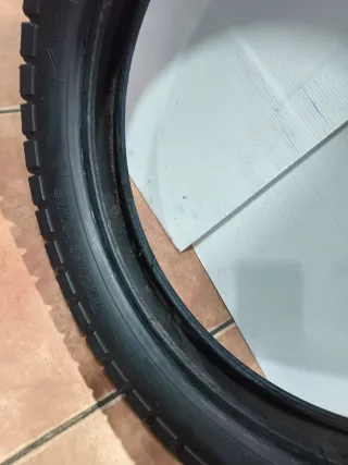 Neumático Bridgestone Trail 18"