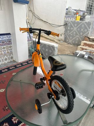 Bicicleta infantil naranja