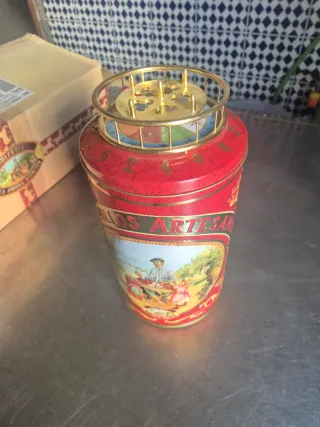 Barquillera antigua decorada