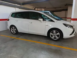 Opel Zafira Tourer 2013