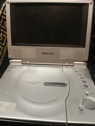 Lettore DVD Portatile Inno-Hit IHP7DX