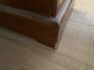 Scrivania in legno massello