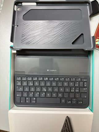 Teclado Logitech Canvas iPad mini 2/3