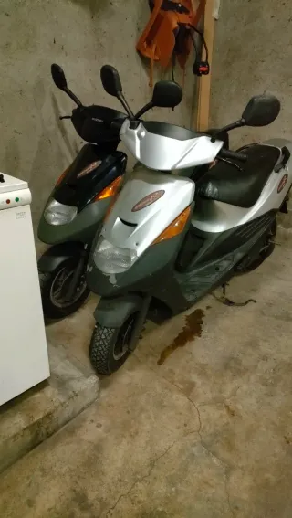 Suzuki Address R 50cc Scooter