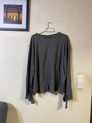 Jersey gris manga larga