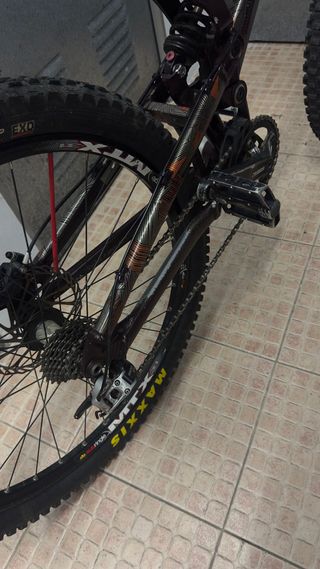 Bici DH Mongoose 650€ boot r