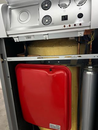 Caldera gasóleo calefacción y agua caliente