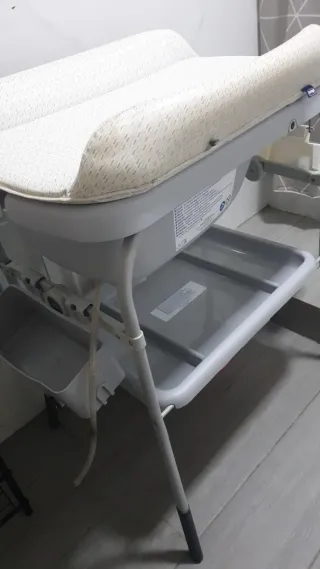 Bañera y cambiador para bebé