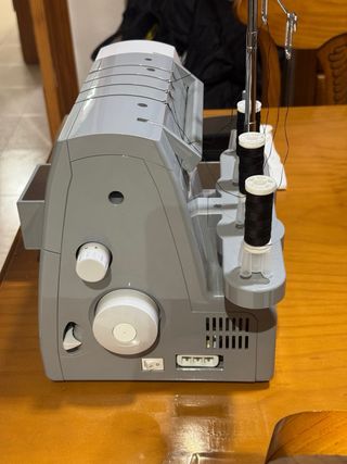 Remalladora Singer Heavy Duty HD0405S