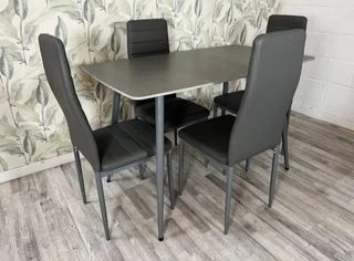 REBAJA!! MESA + 4 SILLAS + ENVIO A 158€