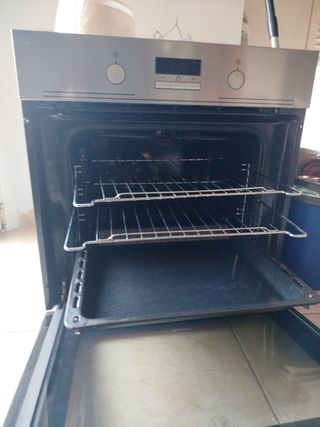 Horno Electrolux EZC2430 Pirolítico