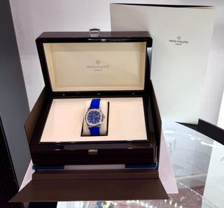 Reloj Patek Philippe Aquanaut. Dama. FULL SET.