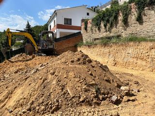 Tierra de relleno para jardín