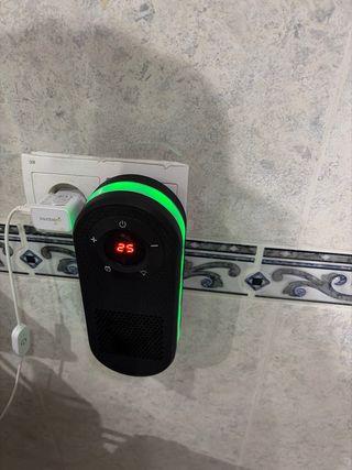 Calefactor Cerámico Mini Heater con Mando