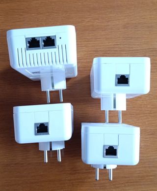 Devolo Magic 1 +1200 Mbps. WiFi - Pack 4