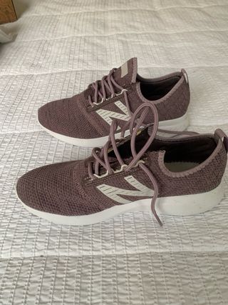 Zapatillas New Balance Moradas Mujer