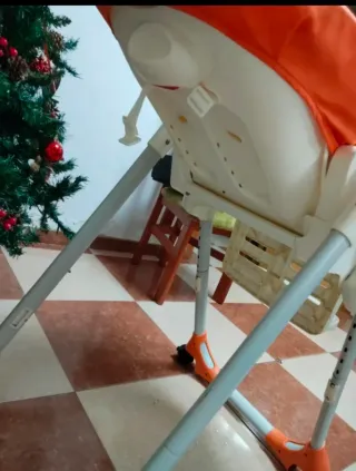 Trona Chicco reclinable y regulable