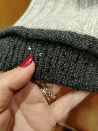 Canotta cachemire con paillettes