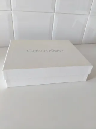 Caja Calvin Klein Blanca