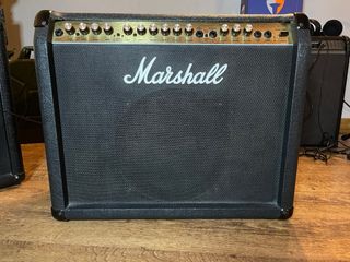 Guitarra Eléctrica + amplificador Marshall