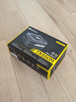Corsair TX650M Fuente de Alimentación Modular